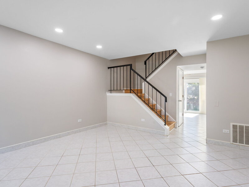 5 Marion Lane Streamwood IL 60107