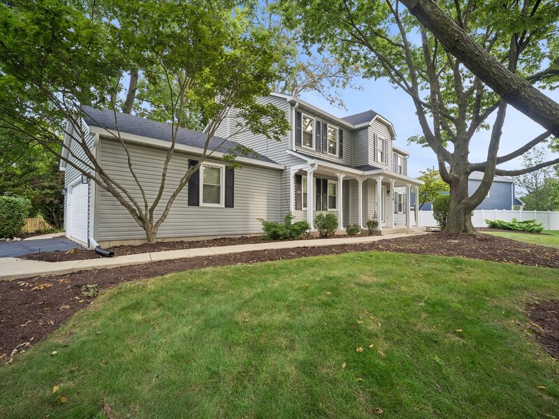 726 Dorchester Drive Bolingbrook IL 60440