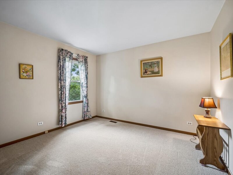 726 Dorchester Drive Bolingbrook IL 60440
