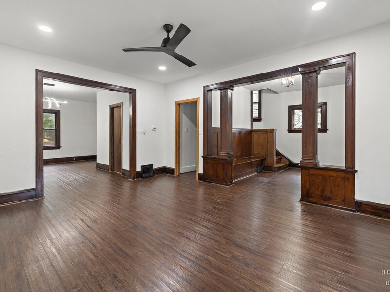 1315 4th Avenue Rockford IL 61104