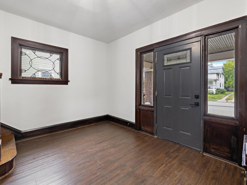 1315 4th Avenue Rockford IL 61104