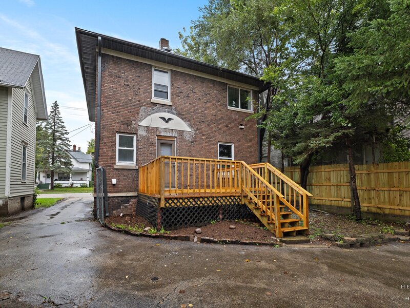 1315 4th Avenue Rockford IL 61104