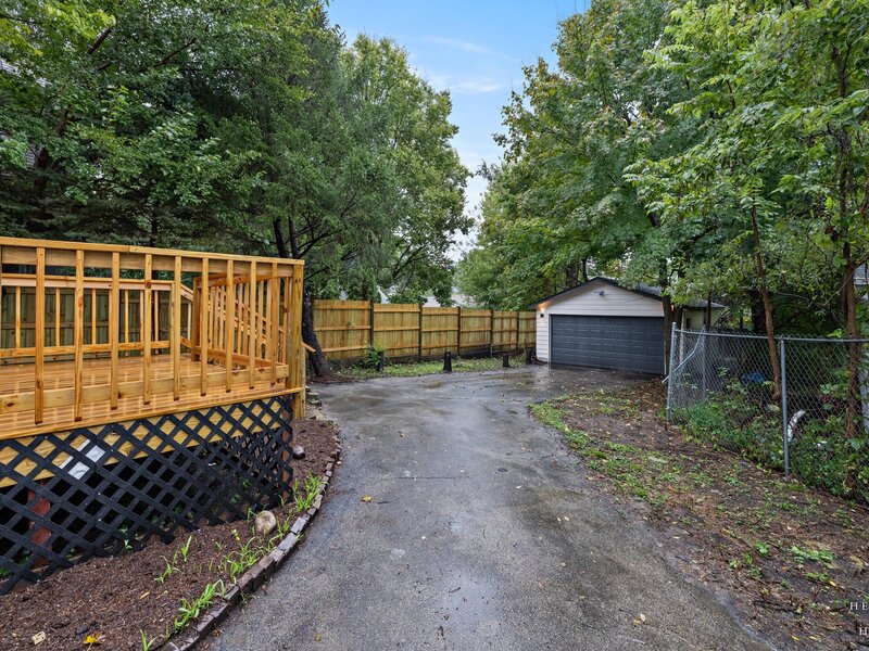 1315 4th Avenue Rockford IL 61104