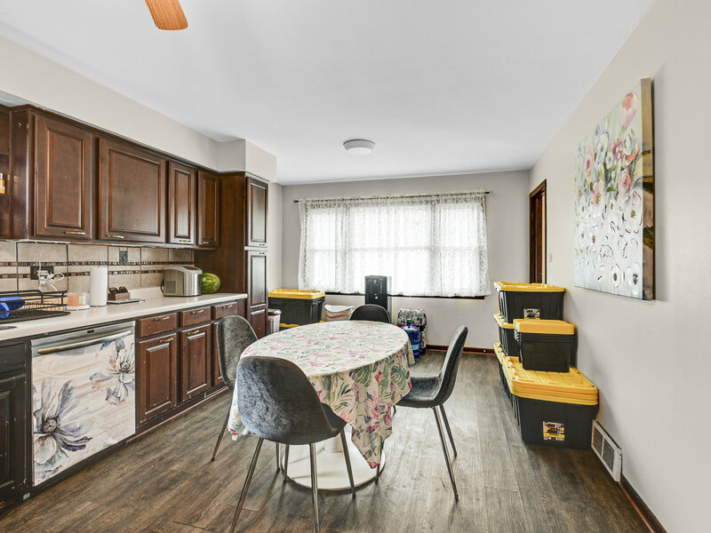 380 Bensley Avenue Calumet City IL 60409