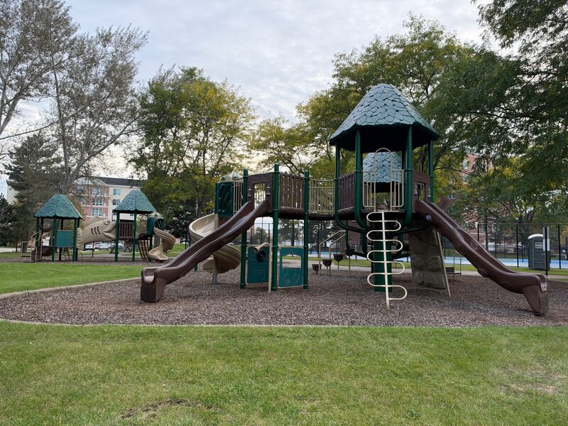950 E Wilmette Road Palatine IL 60074