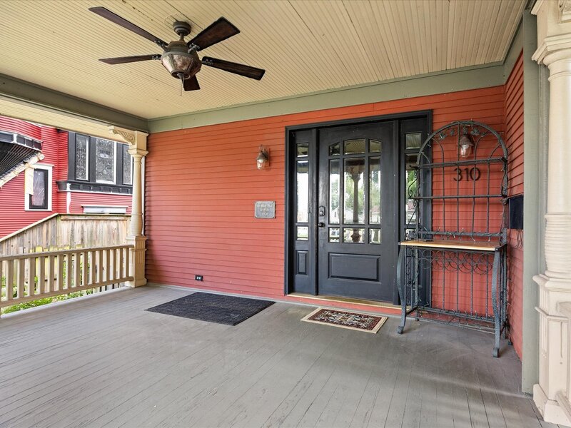 310 E Jefferson Street Morris IL 60450