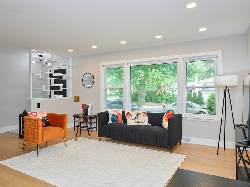 4555 Cleveland Street Skokie IL 60076