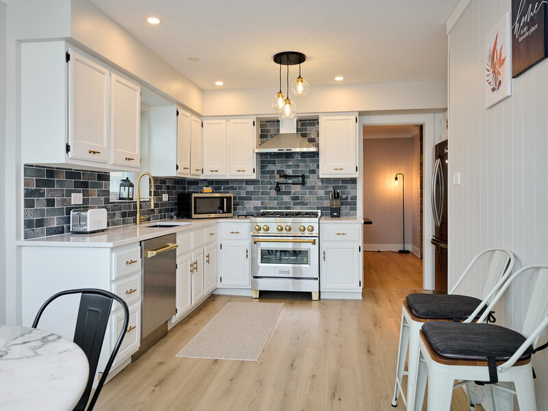4555 Cleveland Street Skokie IL 60076