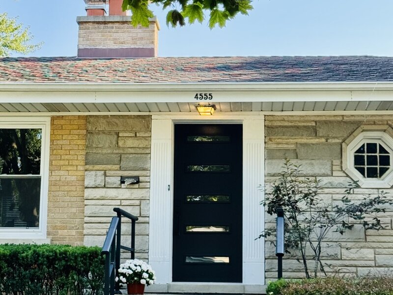 4555 Cleveland Street Skokie IL 60076