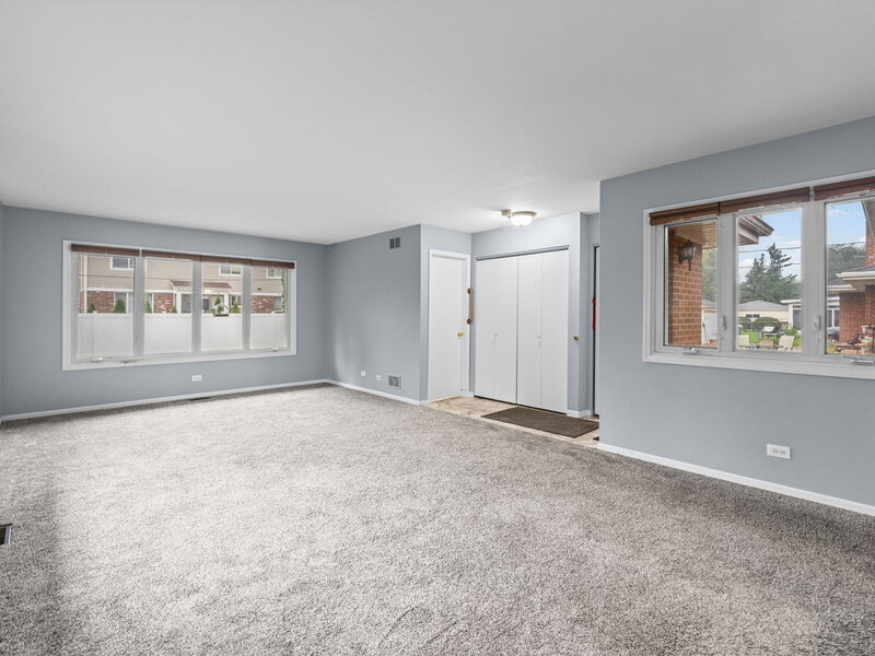 602 N Drury Lane Arlington Heights IL 60004