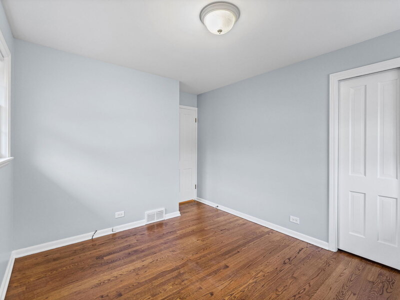 602 N Drury Lane Arlington Heights IL 60004