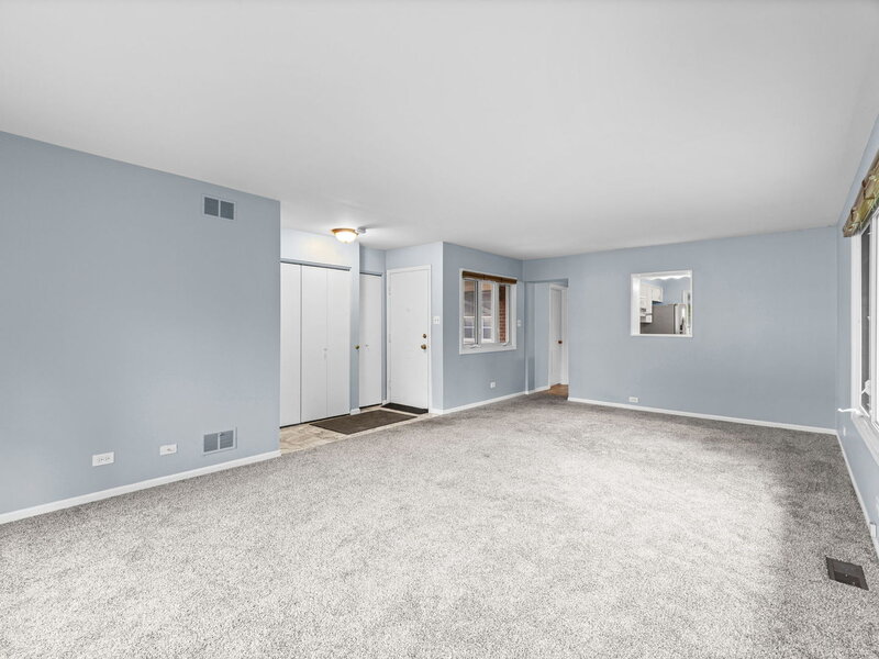 602 N Drury Lane Arlington Heights IL 60004