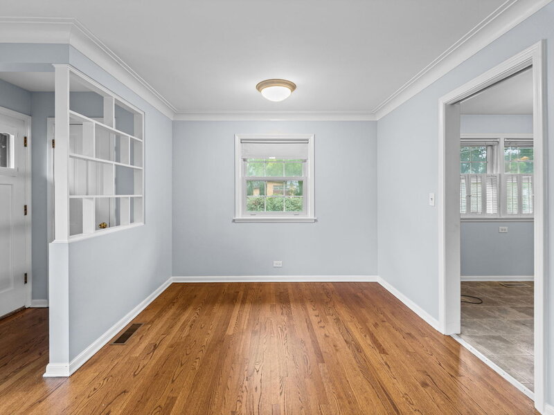 602 N Drury Lane Arlington Heights IL 60004