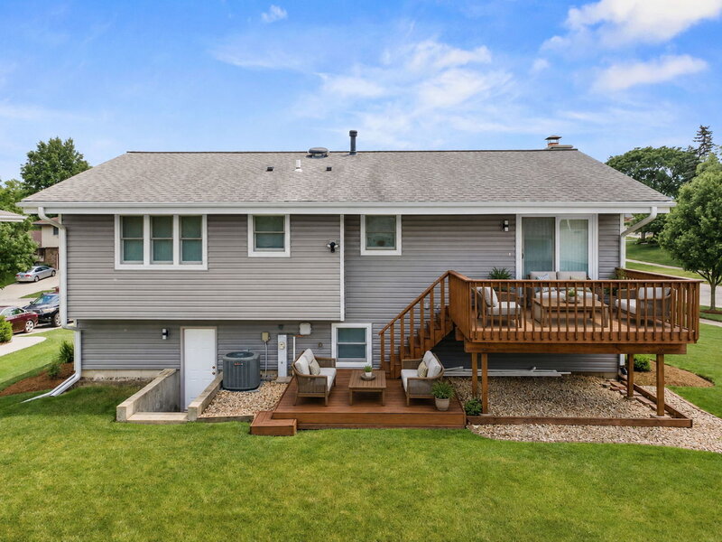 163 Bourne Lane Bloomingdale IL 60108