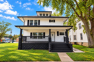 Photo of 159 N Evergreen Avenue Kankakee IL 60901
