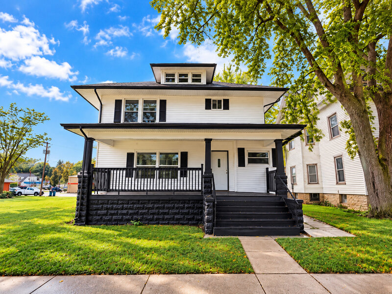 159 N Evergreen Avenue Kankakee IL 60901