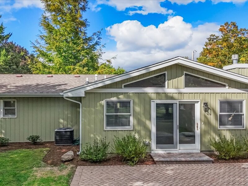 11611 Douglas Avenue Huntley IL 60142