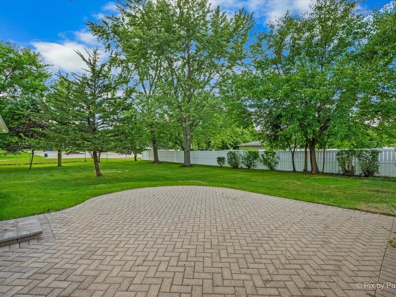 11611 Douglas Avenue Huntley IL 60142