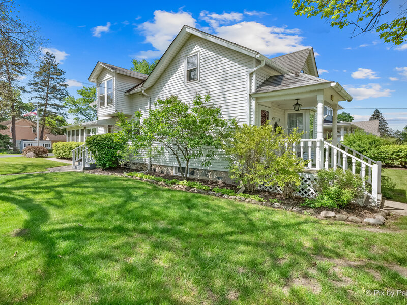 55 W Paddock Street Crystal Lake IL 60014