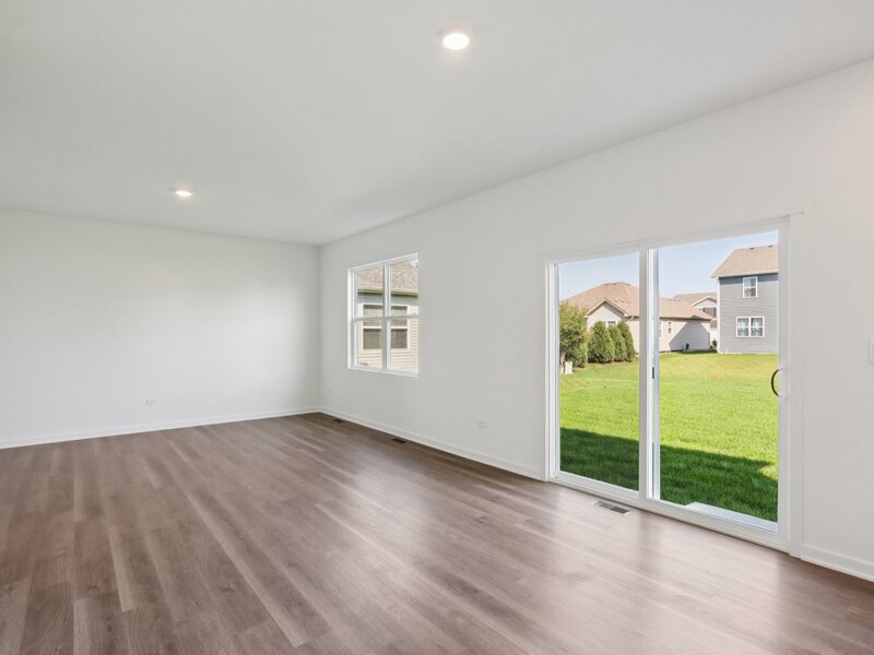 2255 Cobble Springs Drive Wonder Lake IL 60097