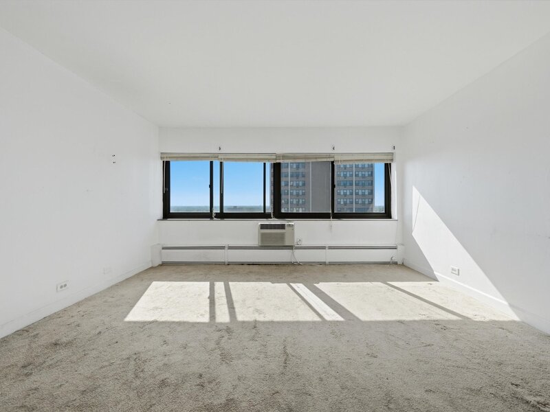 7337 S South Shore Drive Chicago IL 60649
