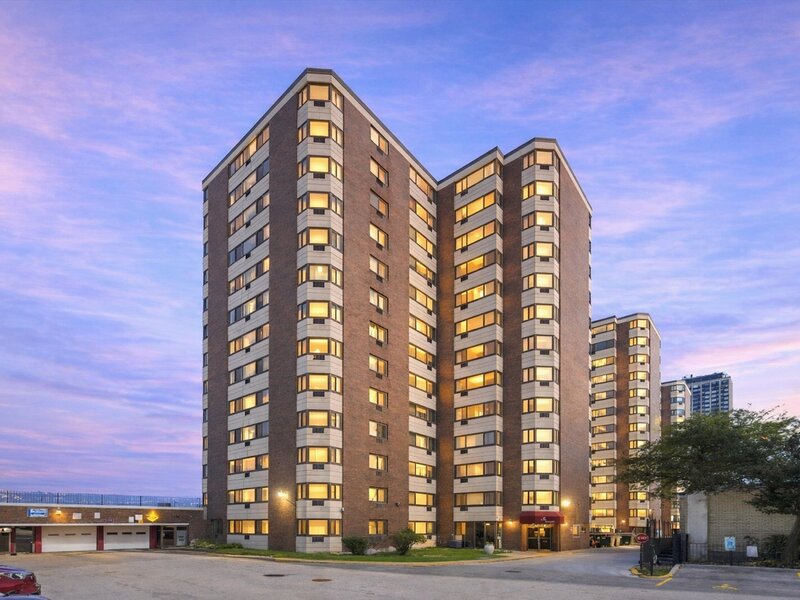 7337 S South Shore Drive Chicago IL 60649
