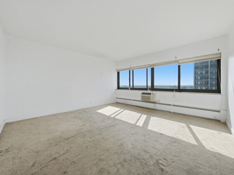 7337 S South Shore Drive Chicago IL 60649