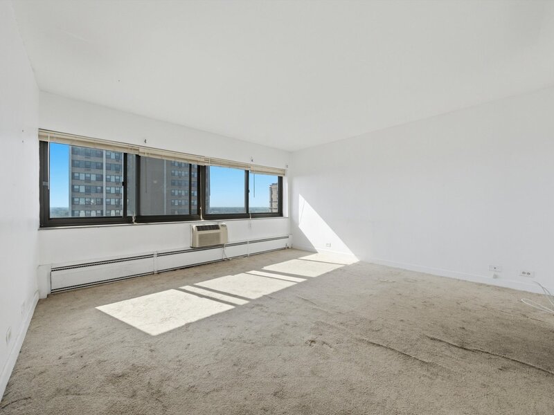 7337 S South Shore Drive Chicago IL 60649