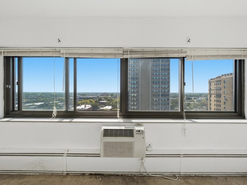 7337 S South Shore Drive Chicago IL 60649