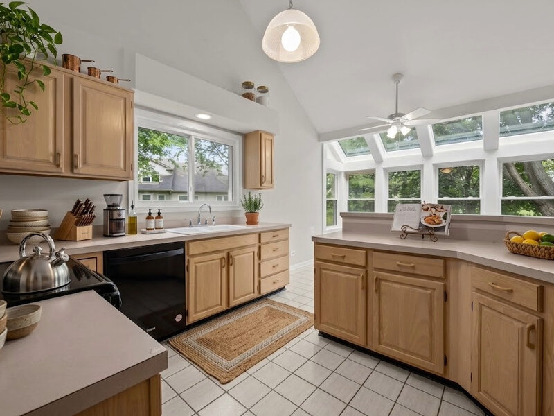 352 Satinwood Court Buffalo Grove IL 60089