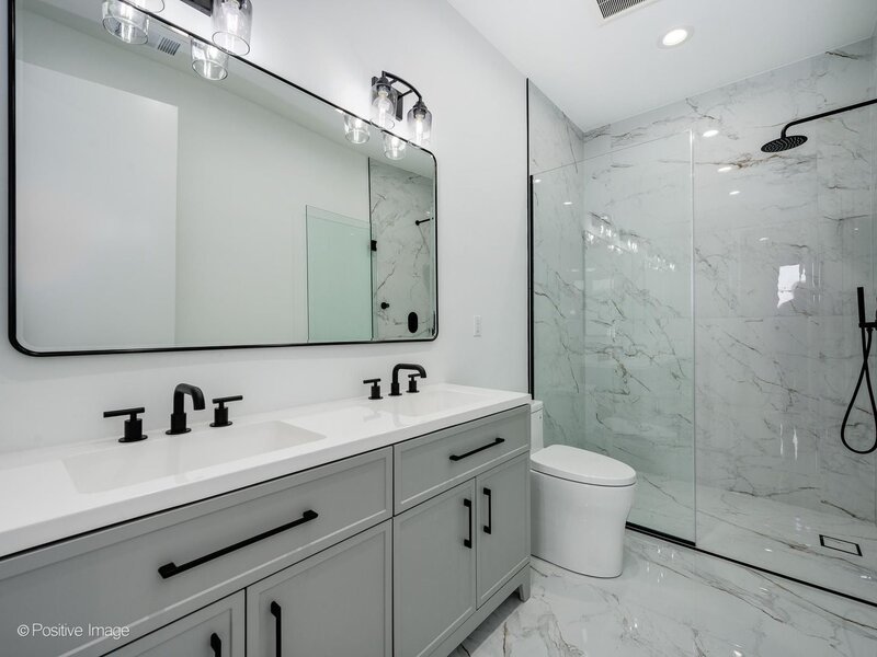 2847 N Damen Avenue Chicago IL 60618