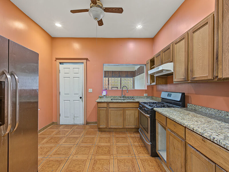 3621 W Lexington Street Chicago IL 60624