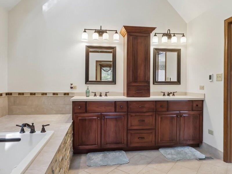 1504 Greenlake Drive Aurora IL 60502