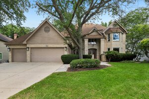 Photo of 1504 Greenlake Drive Aurora IL 60502