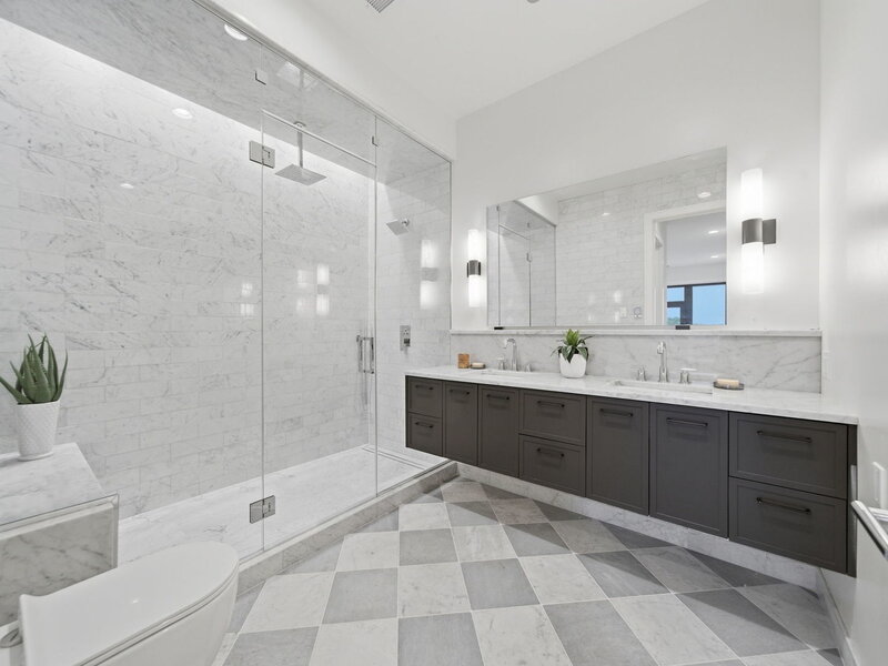 2481 N Milwaukee Avenue Chicago IL 60647