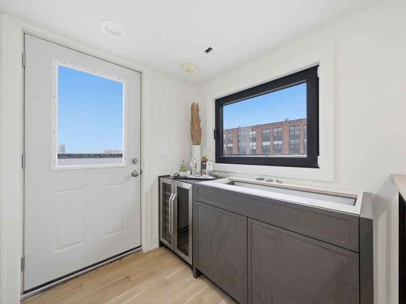2481 N Milwaukee Avenue Chicago IL 60647