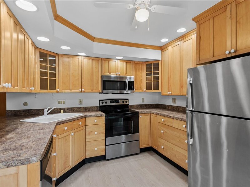 722 Shepard Court Gurnee IL 60031