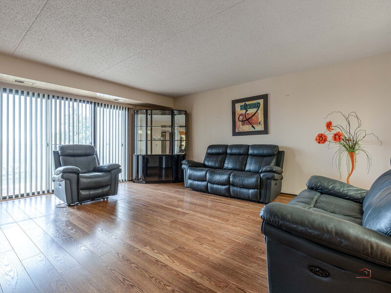 475 Plum Creek Drive Wheeling IL 60090