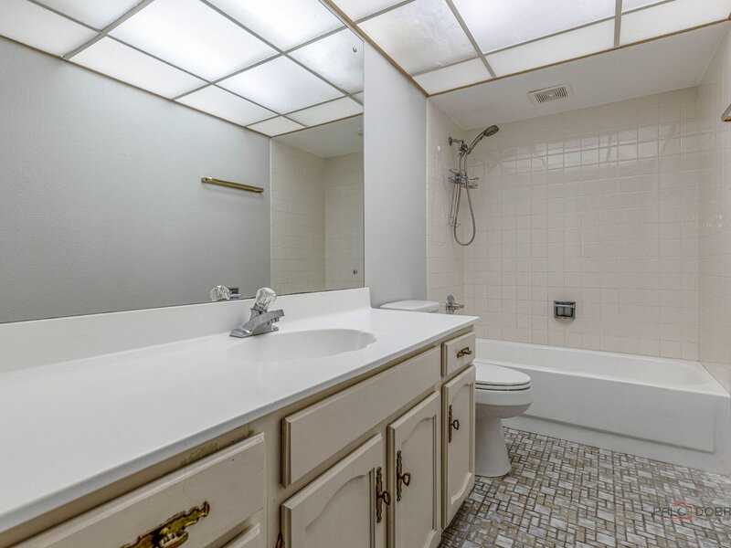 475 Plum Creek Drive Wheeling IL 60090