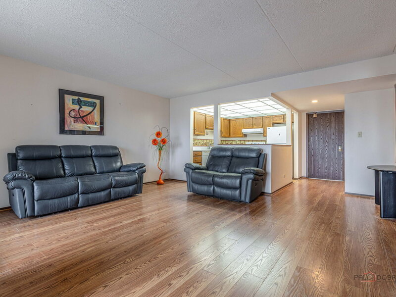 475 Plum Creek Drive Wheeling IL 60090