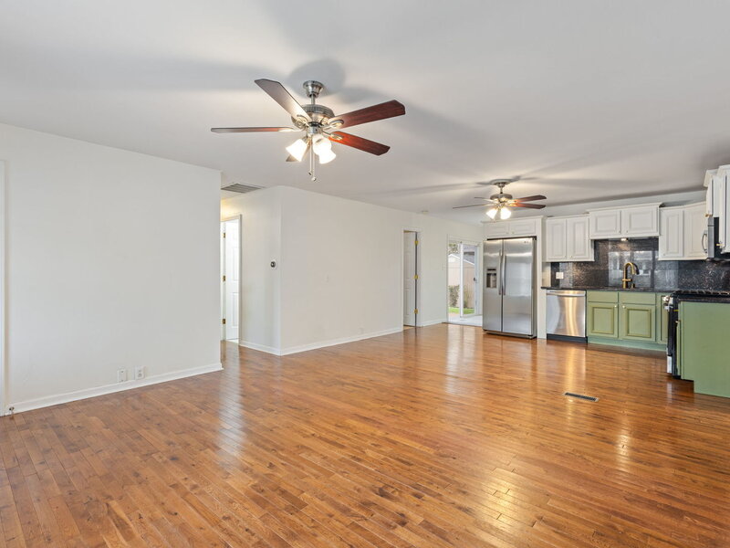 345 Hickory Avenue Romeoville IL 60446