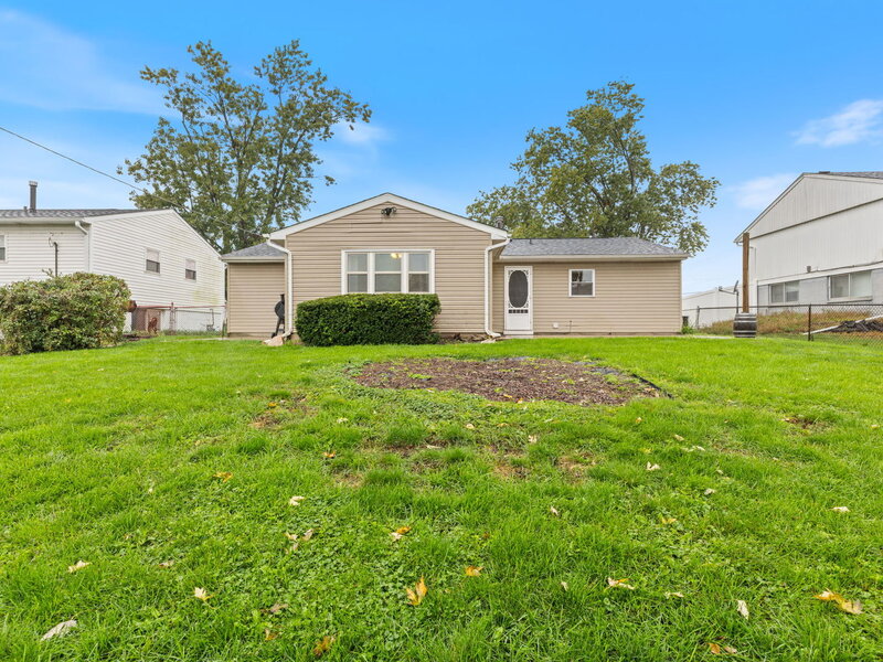 345 Hickory Avenue Romeoville IL 60446
