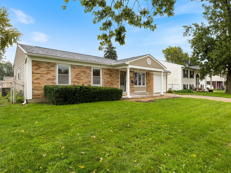 345 Hickory Avenue Romeoville IL 60446