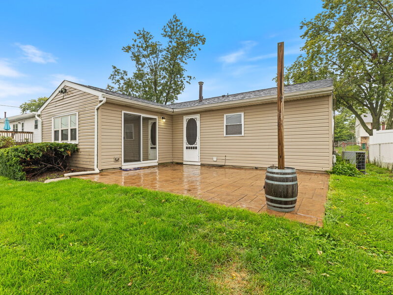 345 Hickory Avenue Romeoville IL 60446