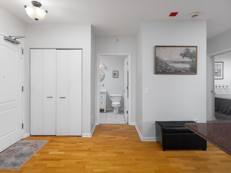 125 S Jefferson Street Chicago IL 60661