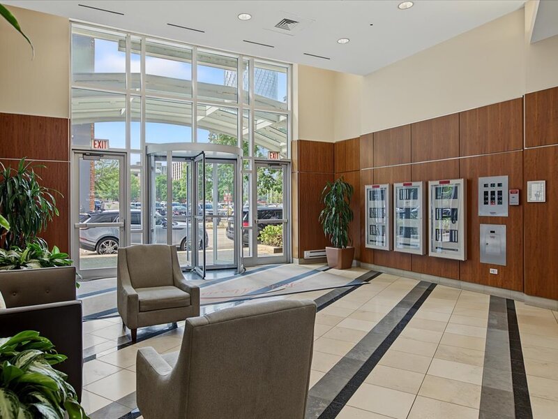 125 S Jefferson Street Chicago IL 60661