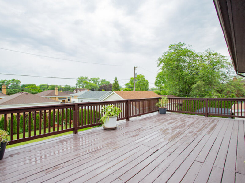 7022 Birchwood Avenue Niles IL 60714