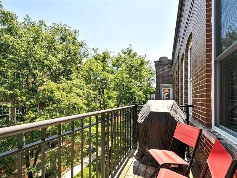 301 W Scott Street Chicago IL 60610