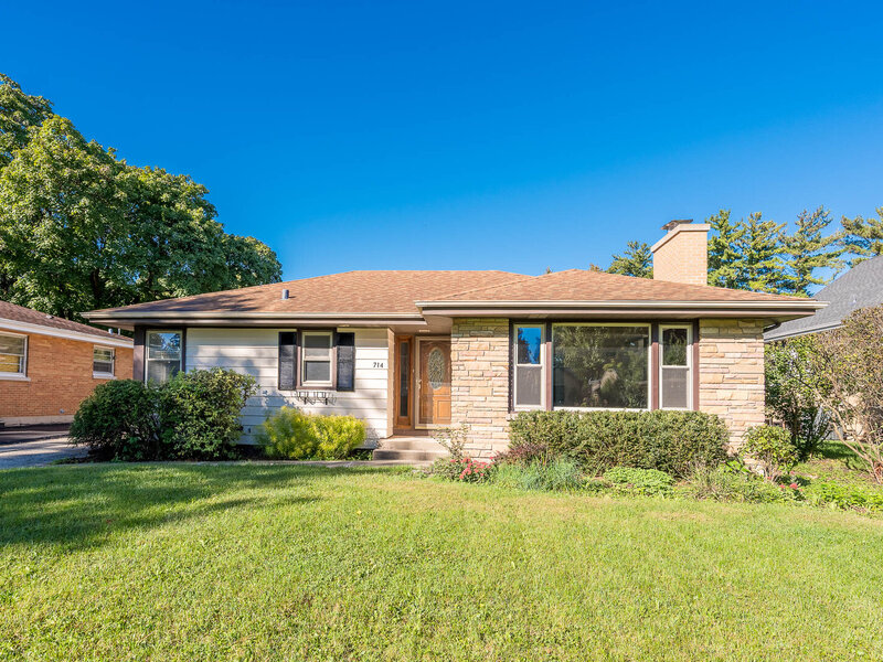 714 S Villa Avenue Villa Park IL 60181
