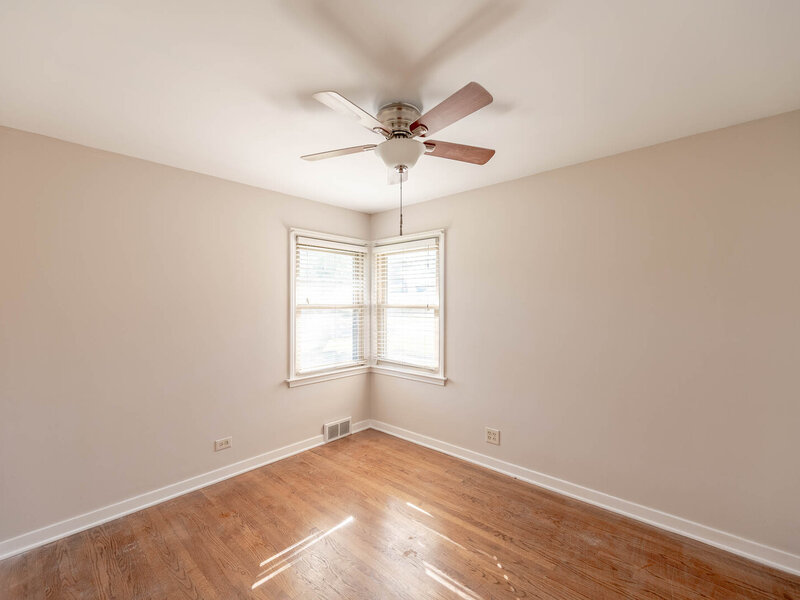 714 S Villa Avenue Villa Park IL 60181